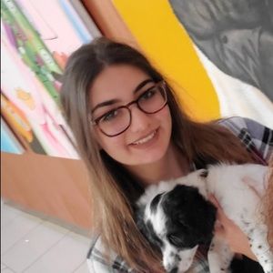 Meet your Posher, Rebecca